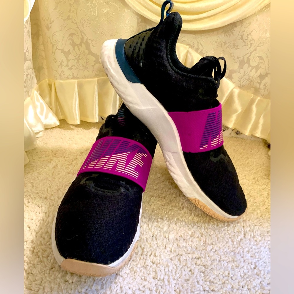 NIKE RENEW MENS SNEAKERS